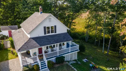 Exterior - 23 Phillips St, Plainfield, CT 06374 photo 6 of 7