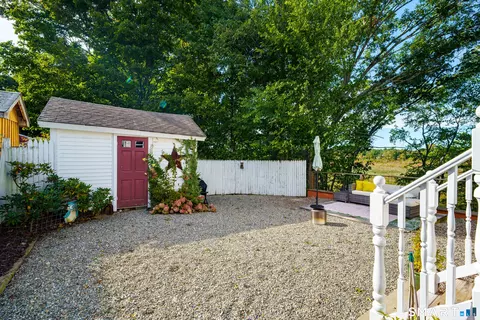 Exterior - 23 Phillips St, Plainfield, CT 06374 photo 4 of 7