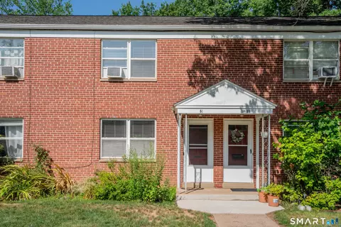 51 Arnold Way #51, West Hartford, CT 06119