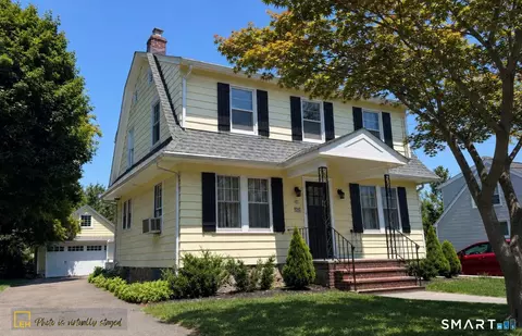 50 Vine St, Stratford, CT 06614