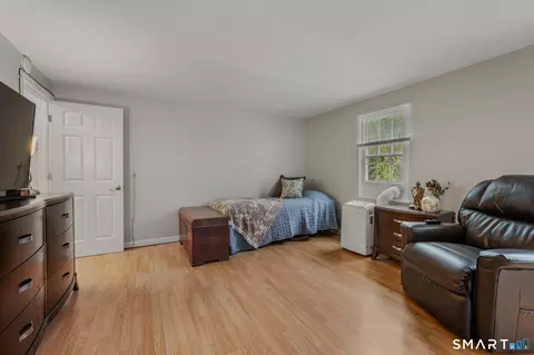 Bedroom - 17 Lakeside Dr #R, Ledyard, CT 06339 photo 7 of 7