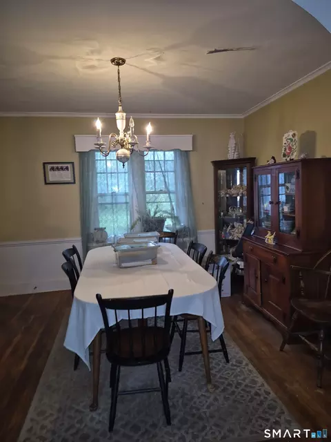 Dining - 5 Ingram St, Hamden, CT 06517 photo 1 of 2