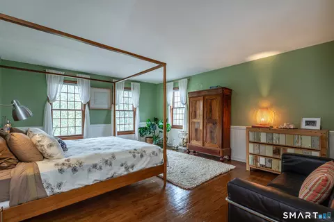 Bedroom - 25 Highmeadow Ln, Roxbury, CT 06783 photo 1 of 2