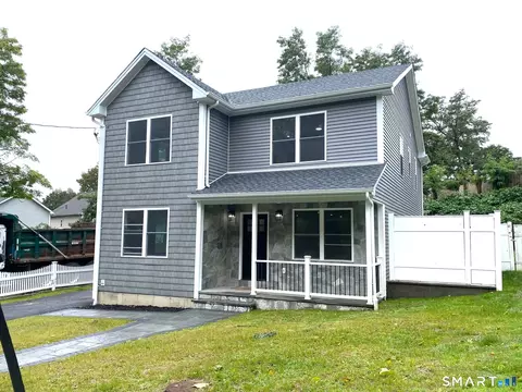 29 Michael St, Bridgeport, CT 06606