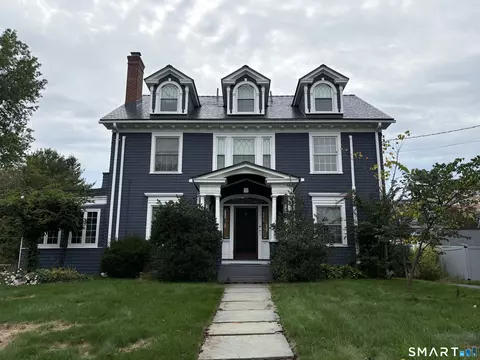 15 Beverly Rd, West Hartford, CT 06119