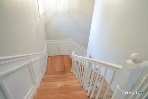 Entry Way - 254 Stevens St, Bristol, CT 06010 photo 2 of 4
