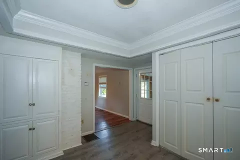 Entry Way - 254 Stevens St, Bristol, CT 06010 photo 3 of 4