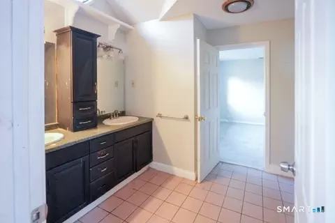 Bath - 254 Stevens St, Bristol, CT 06010 photo 2 of 2