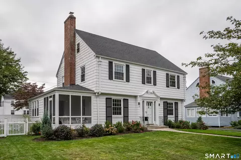 7 Colton Rd, West Hartford, CT 06107