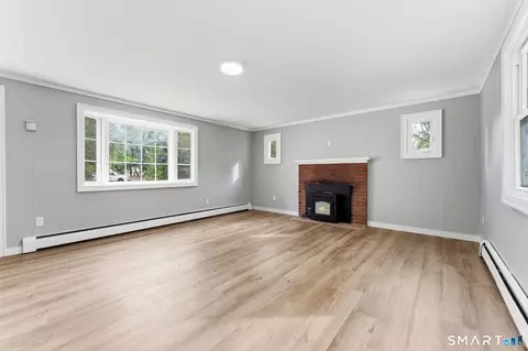 Living - 431 Martin Rd, Hebron, CT 06248 photo 3 of 5