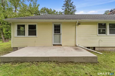 Exterior - 431 Martin Rd, Hebron, CT 06248 photo 2 of 5