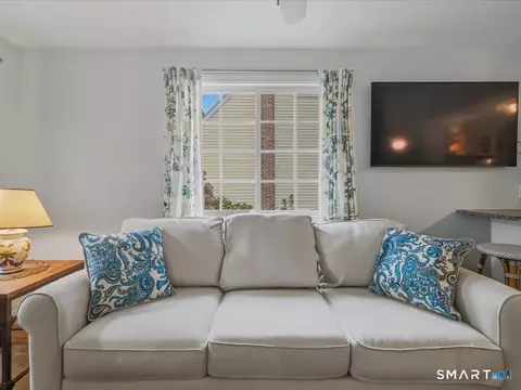 Living - 41 Spring Glen Rd, Niantic, CT 06357 photo 2 of 2
