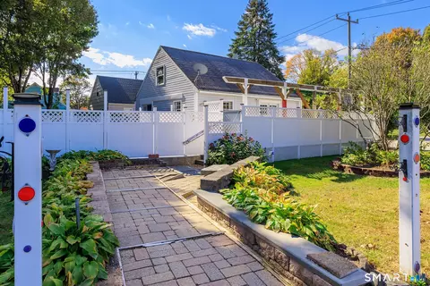 Exterior - 40 Furnace St, Killingly, CT 06239 photo 1 of 7