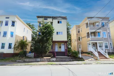 240 Sheridan St, Bridgeport, CT 06610