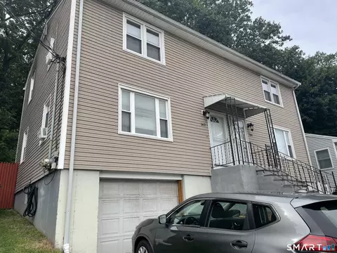 144 Forest Rd, West Haven, CT 06516