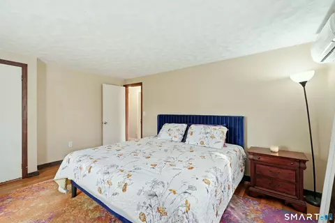 Bedroom - 173 Abbe Rd, Enfield, CT 06082 photo 4 of 9