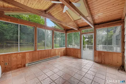 Exterior - 9 Wilson Ridge Rd E, Darien, CT 06820 photo 4 of 12