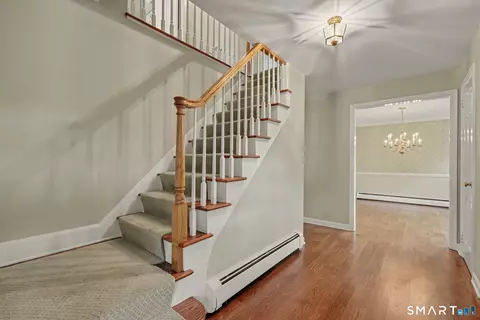 Entry Way - 9 Wilson Ridge Rd E, Darien, CT 06820 photo 2 of 2