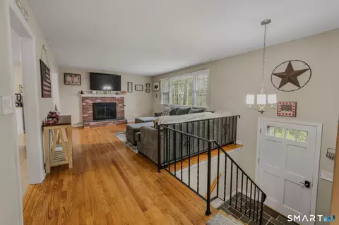 Entry Way - 270 Scotland Rd, Madison, CT 06443 photo 1 of 1