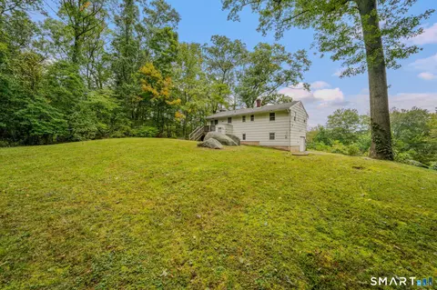 Exterior - 270 Scotland Rd, Madison, CT 06443 photo 2 of 5