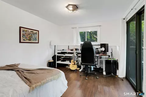 Bedroom - 6 Splitrock Rd, Norwalk, CT 06854 photo 1 of 5