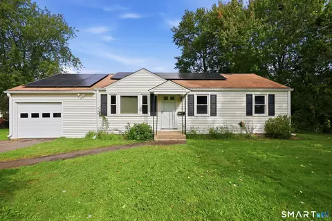 67 Wright Rd, Rocky Hill, CT 06067