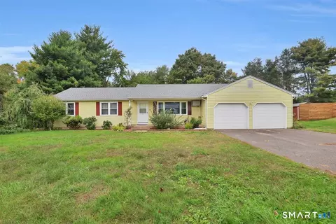 103 Grissom Rd, Manchester, CT 06042