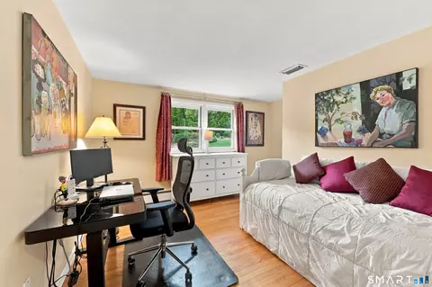 Bedroom - 28 Springbrook Rd, Avon, CT 06001 photo 4 of 8