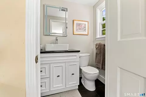 Bath - 28 Springbrook Rd, Avon, CT 06001 photo 2 of 3