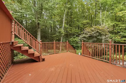 Exterior - 28 Springbrook Rd, Avon, CT 06001 photo 5 of 8