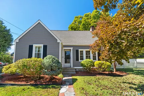 85 Claxton Ave, Watertown, CT 06795
