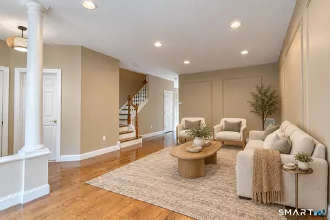 19 Orwich Ct #19, Danbury, CT 06810