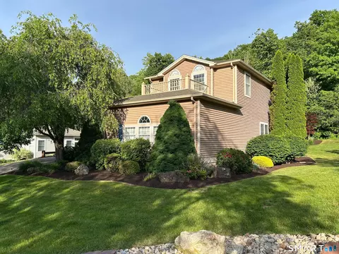 160 Hawthorne Dr #160, Berlin, CT 06037