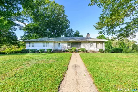 56 Sherman Ter, North Haven, CT 06473