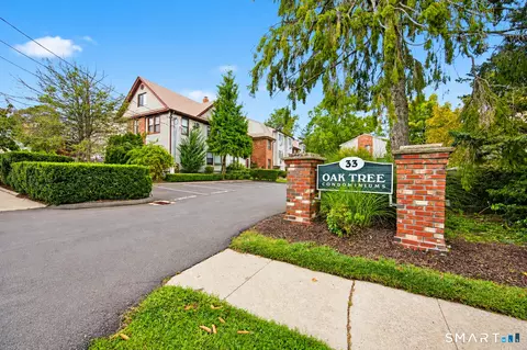 33 Colonial Rd #4, Stamford, CT 06906