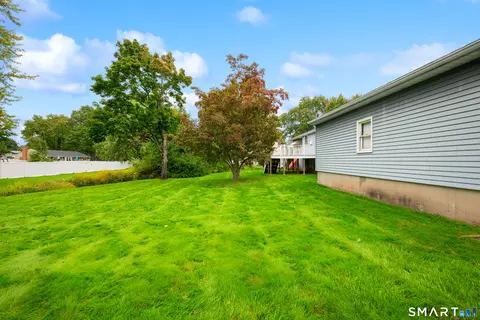 Exterior - 203 Fairlane Dr, Wethersfield, CT 06109 photo 2 of 7