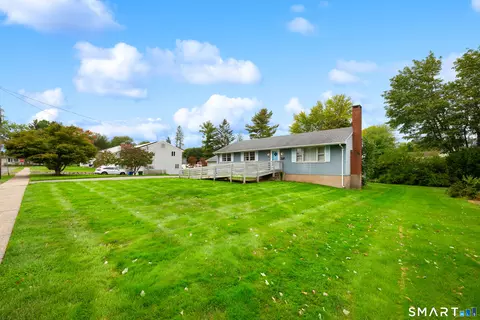 Exterior - 203 Fairlane Dr, Wethersfield, CT 06109 photo 7 of 7