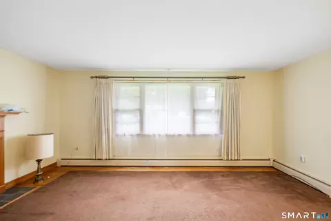 Living - 203 Fairlane Dr, Wethersfield, CT 06109 photo 2 of 4