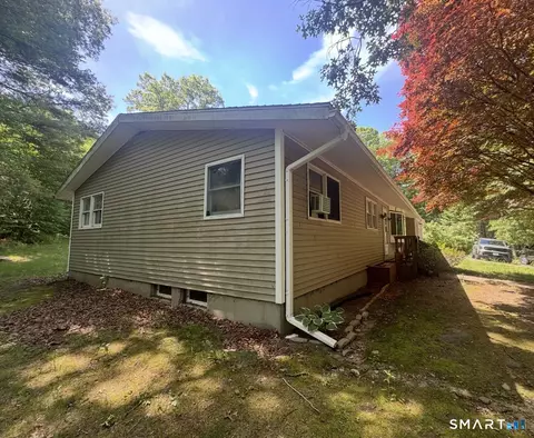 115 Williamsville Rd, Killingly, CT 06241 photo 2