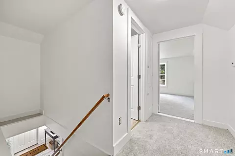 Entry Way - 1293 River Blvd, Suffield, CT 06078 photo 4 of 6