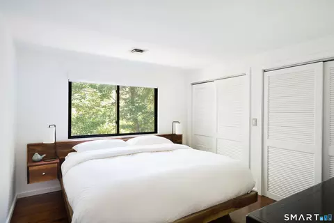 Bedroom - 128 Gallows Hill Rd, Redding, CT 06896 photo 3 of 3