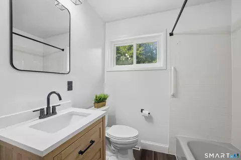 Bath - 110 Ruby Ln, Stratford, CT 06614 photo 2 of 2