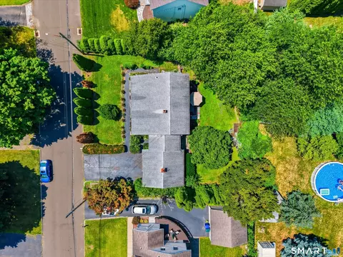View/Area - 110 Ruby Ln, Stratford, CT 06614 photo 1 of 2