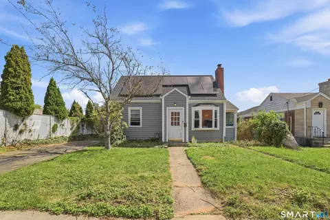 461 Townsend Ave, New Haven, CT 06512