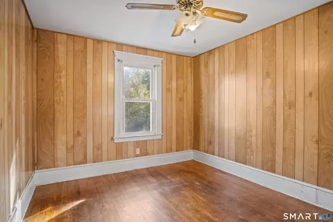 Bedroom - 25 Gilman St, Putnam, CT 06260 photo 1 of 4