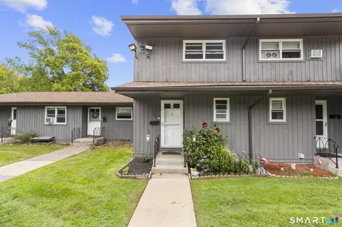 104 Moylan Ct #104, Newington, CT 06111