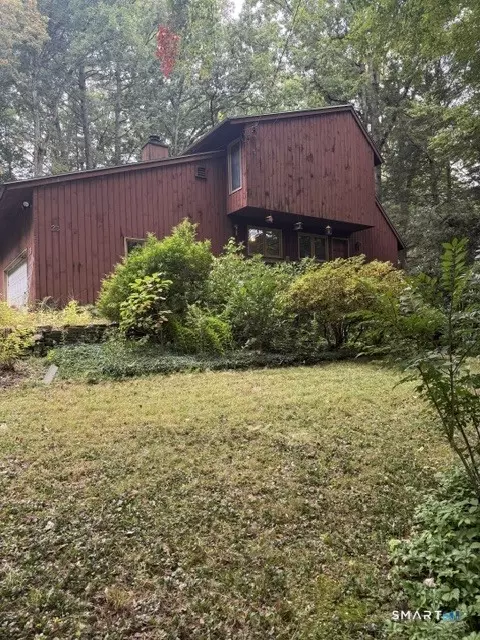 23 Twilight Dr, Granby, CT 06035