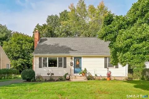 143 Federal St, West Hartford, CT 06110