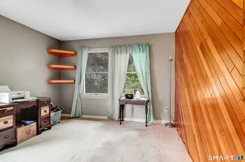 Bedroom - 9 Concorde Way #B2, Windsor Locks, CT 06096 photo 1 of 3