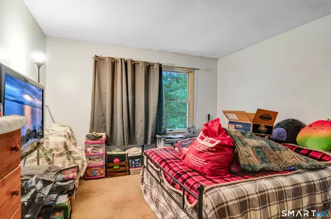 Bedroom - 9 Concorde Way #B2, Windsor Locks, CT 06096 photo 3 of 3
